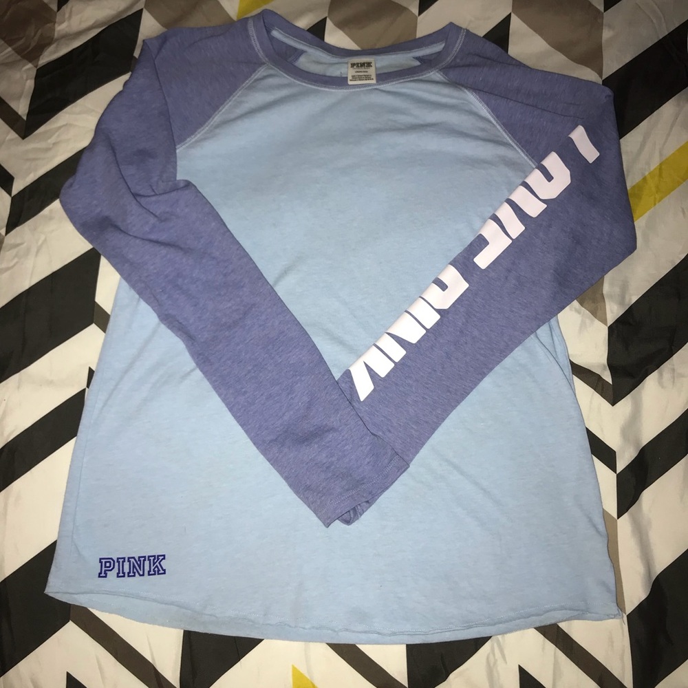 🚫SOLD🚫VS Pink Baseball Tee